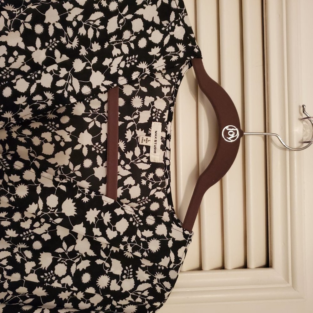 MAX STUDIO BLACK & WHITE RUFFLE DRESS - Picture 4 of 5